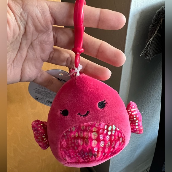 Squishmallows Other - 🟡 NWT 3.5” Barella the Beta Fish Keychain Clip Squishmallows iridescent fins